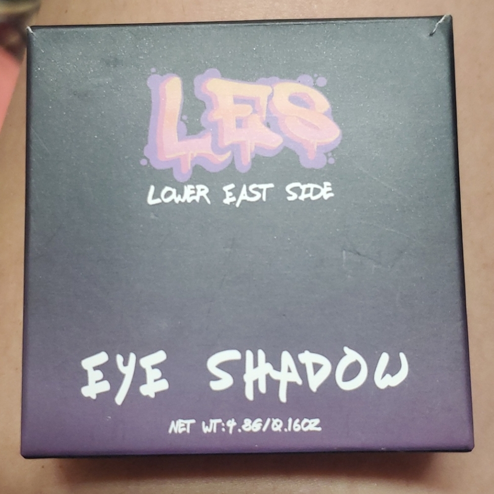 LES Eye Shadow